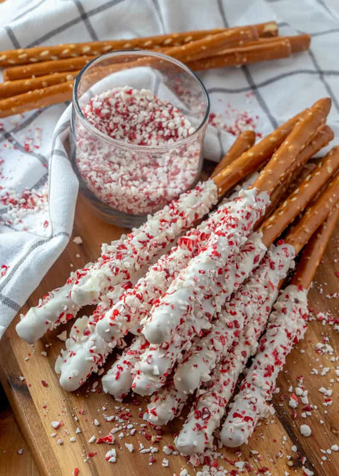 Candy Cane Pretzels